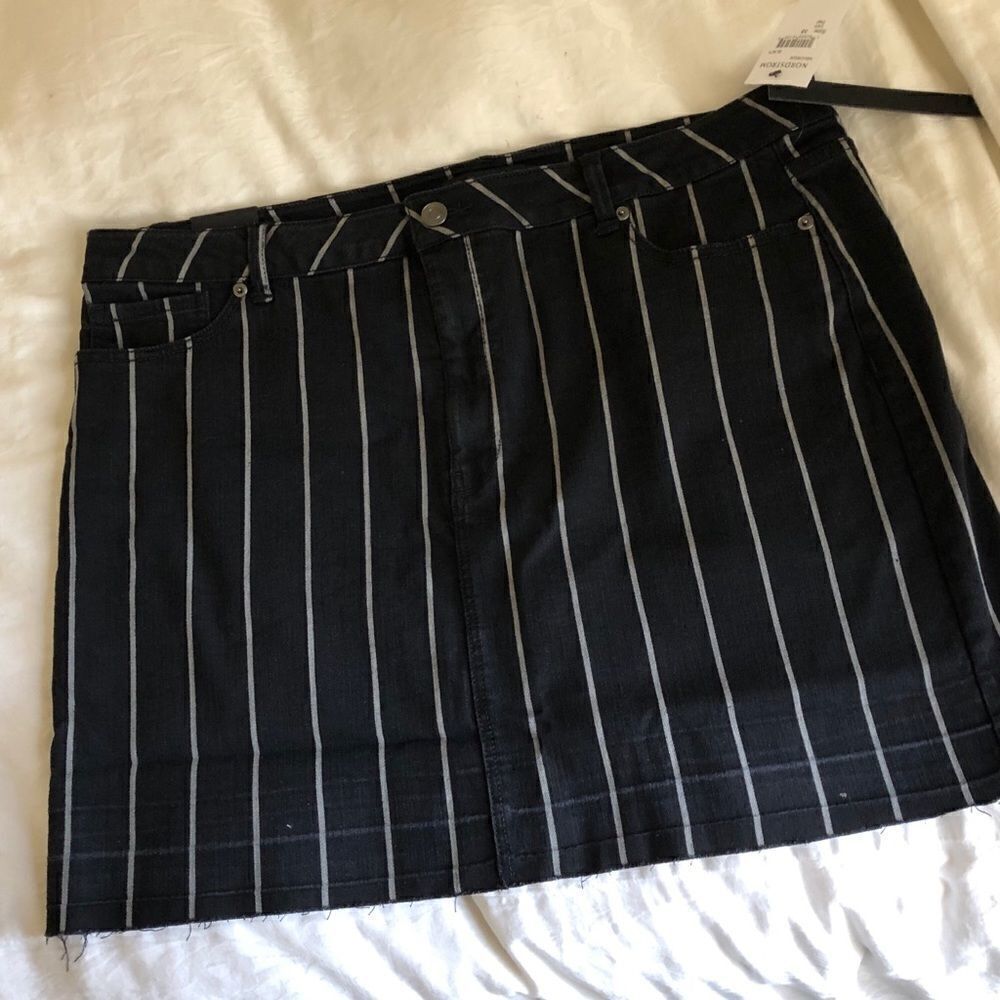 Tinsel Denim Couture Skirt Size 33 NWT